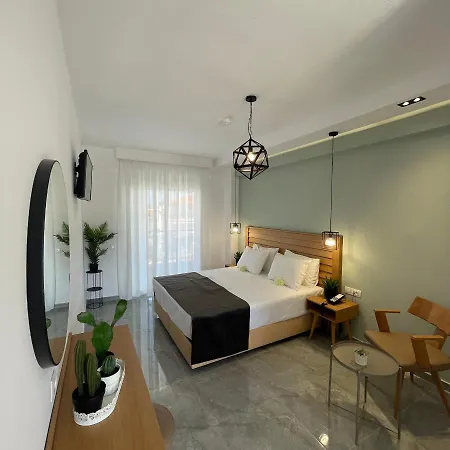 Hotel Sarantis 3*