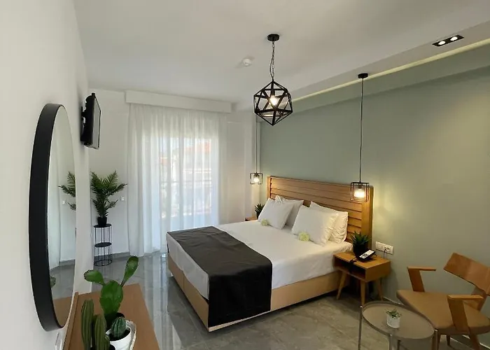 Hotel Sarantis 3*