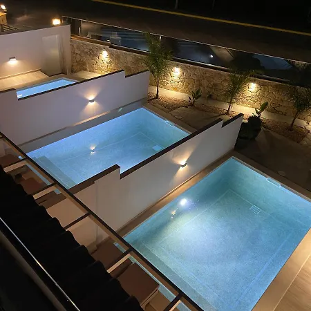 Sarantis Hotel 3*