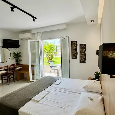 Sarantis 3* Chaniotis