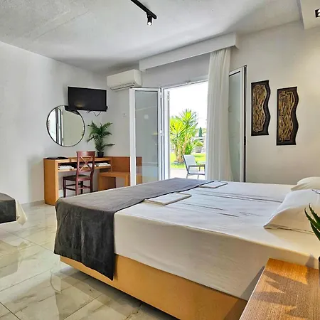 Hotel Sarantis Hanioti