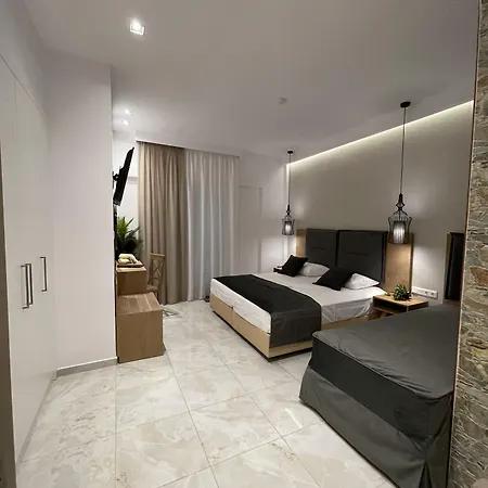 Hotel Sarantis 3*