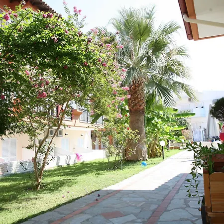 Sarantis Hotel 3*