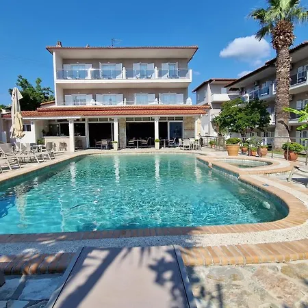 Hotel Sarantis