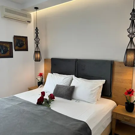 Sarantis 3* Chaniotis