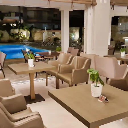 Hotel Sarantis